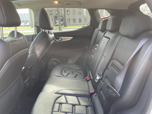 Nissan QASHQAI 1.3 DIG-T Premium Edition Automaat 160PK | Panoramadak | Leder | Trekhaak | Carplay/Android | Navigatie