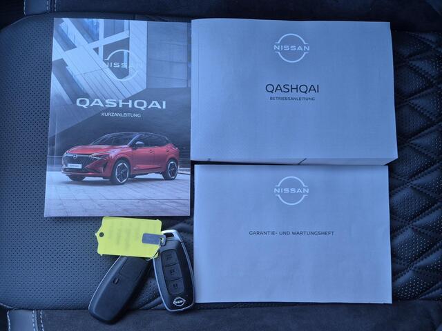 Nissan QASHQAI 1.3 MHEV Xtronic Tekna Plus Automaat / Fabrieksgarantie tot 01-2028<100.000 / Facelift / All season banden / Trekgewicht 1800 kg / Head-up display / Panoramadak / Stuur- Stoel & voorruitverwarming / Bose Audio Systeem / Elektrische achterklep / Voorstoele