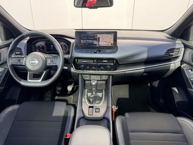 Nissan QASHQAI 1.3 MHEV Tekna / Panoramadak / Trekhaak 1.400 KG / Achteruitrijcamera / Climate Control / Pro Pilot Adaptive Cruise Control / Elek. Bedienbare Stoel / All Seasonbanden /