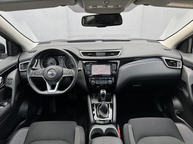 Nissan QASHQAI 1.3 DIG-T Design Edition / Automaat / Cruise control / Trekhaak (1500 Kg) / Carplay & android auto / All season banden /