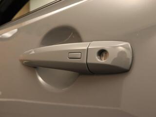 nissan-qashqai-1.3-mhev-xtronic-bus