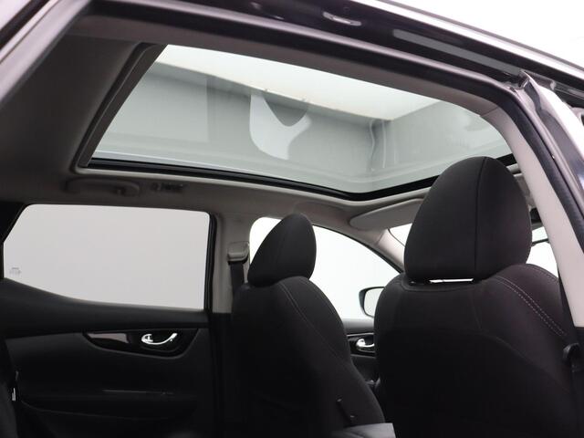Nissan QASHQAI 1.3 DIG-T Design Edition | Panoramadak | Apple Carplay & Android Auto | Rondomzicht Camera |