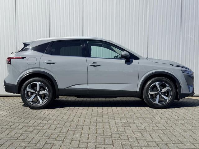 Nissan QASHQAI 1.3 MHEV Premiere Edition / Panoramadak / All Seasonbanden / Trekhaak 1.400 KG / Achteruitrijcamera / Navigatie / Elek. Achterklep / Climate Control / Adaptive Cruise Control /