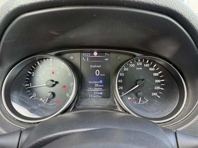 Nissan QASHQAI 1.6 Tekna *Trekhaak & Stoelverwarming*