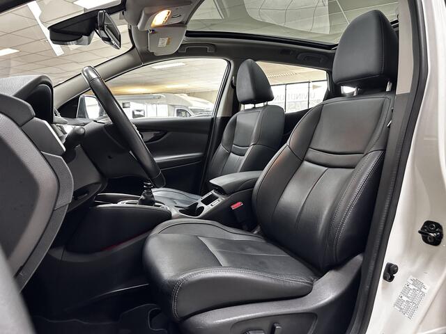 Nissan QASHQAI 1.2 Tekna/ Panorama-Dak/ 18'' LMV/ LED Koplampen/ Apple + Android/ Keyless/ Lane-Assist./ Voorruitverw./ Stoelverw./ 360° Camera/ Leder/ Mistl./ PDC V+A/ Extra getint glas.