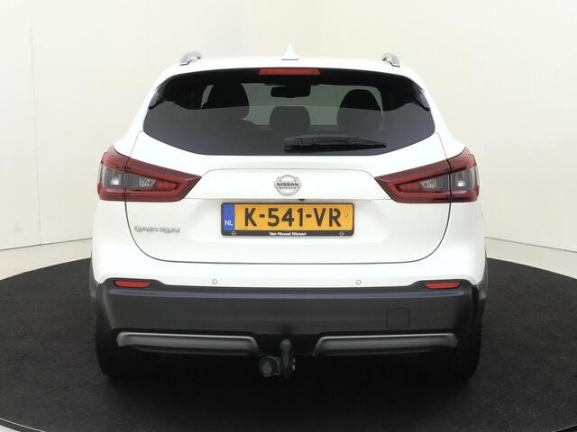 Nissan QASHQAI 1.3 DIG-T Premium Edition | airco automatisch | Apple Carplay/Android Auto | Autonomous Emergency Braking | cruise control | dodehoek detectie | LED koplampen | lederen bekleding | lichtmetalen velgen 19" | navigatiesysteem full map | panoramadak | voorst