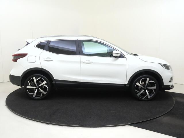 Nissan QASHQAI 1.3 DIG-T Premium Edition | airco automatisch | Apple Carplay/Android Auto | Autonomous Emergency Braking | cruise control | dodehoek detectie | LED koplampen | lederen bekleding | lichtmetalen velgen 19" | navigatiesysteem full map | panoramadak | voorst