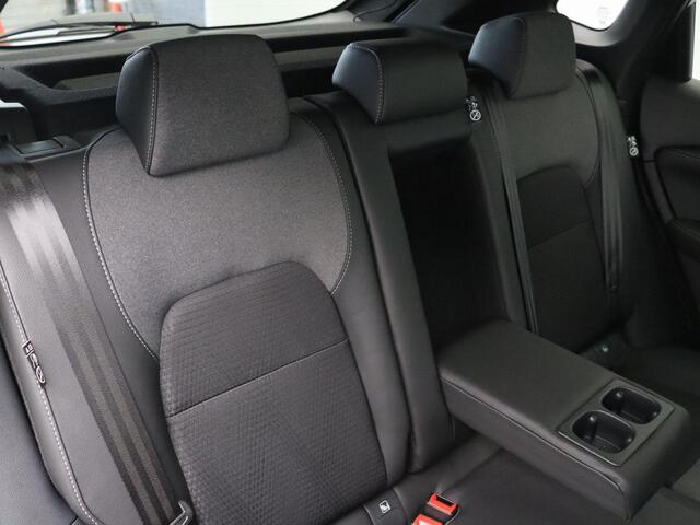 Nissan QASHQAI 1.5 e-Power N-Connecta | Stoel, Stuur en Voorruitverwarming | Head-Up Display | Elektrische Achterklep | Rondom Camera |