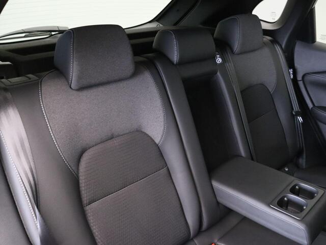 Nissan QASHQAI 1.5 e-Power N-Connecta | Stoel, stuur en voorruitverwarming | Headup-display | Elektrisch achterklep | Rondomzicht camera | Pilot assist | Dualzone Climate control |