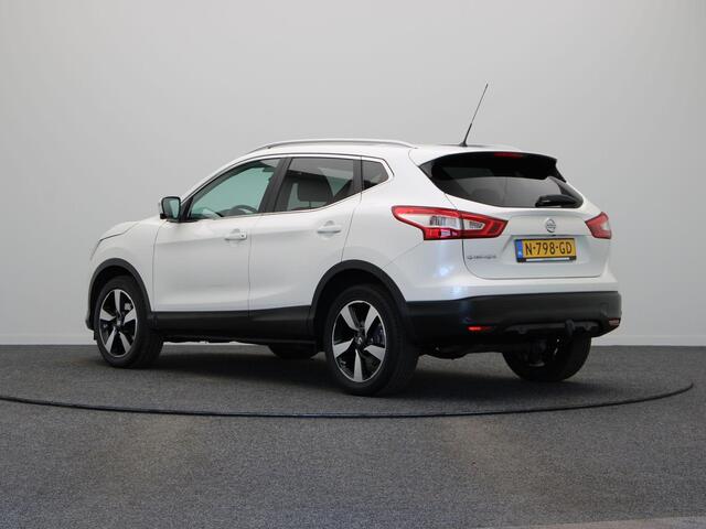 Nissan QASHQAI 1.6 Tekna | Climate control | Panoramadak | Rondomzicht camera | Trekhaak | Stoelverwarming | Half leder | Lichtmetalen velgen |