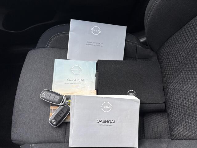 Nissan QASHQAI 1.3 MHEV N-Connecta / Panorama dak / Trekhaak 1400kg geremd / Cruise Control / Airco /