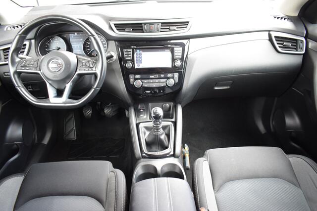 Nissan QASHQAI 1.2 N-Connecta | Trekhaak | Panorama Dak | Cruise Control | Climate Control |