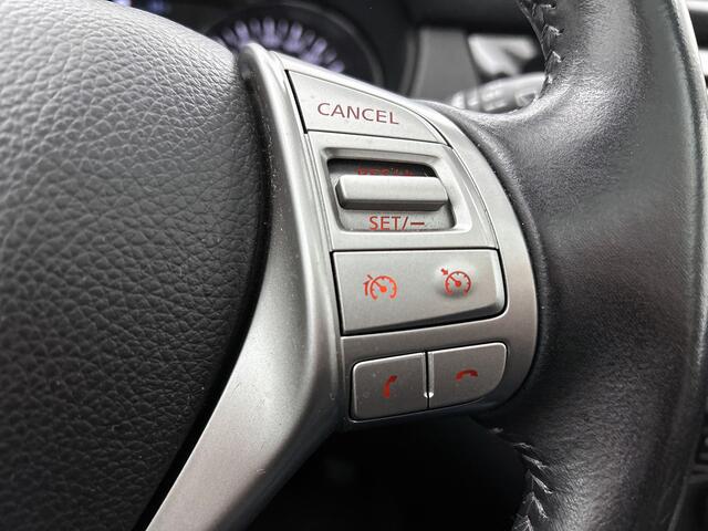 Nissan QASHQAI 1.6 N-Connecta Pano, 360 camera, Trekhaak