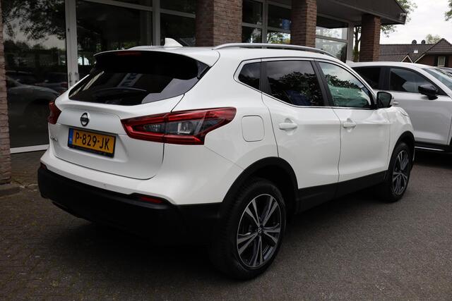 Nissan QASHQAI 1.3 DIG-T N-Connecta CAMERA PANO ALL-SEASONS CARPLAY CRUISE DAB NAVI STOELVERWARMING 18"LMV ENZ.