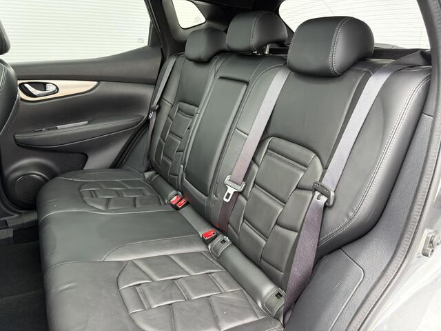 Nissan QASHQAI 1.3 DIG-T Tekna + / Trekhaak ( 1500 kg ) / Apple Carplay/Android Auto / Panoramadak / Voorstoelen verwarmd /