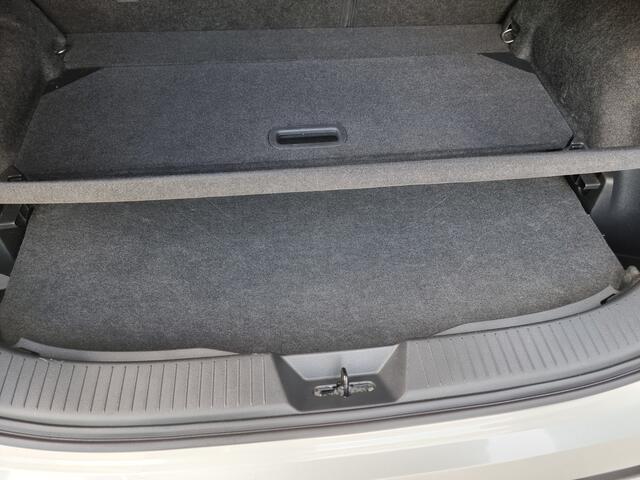 Nissan QASHQAI 1.3 MHEV Xtronic N-Connecta | Slechts 11dkm! | 360 | Ad.cruise | Nieuwstaat!