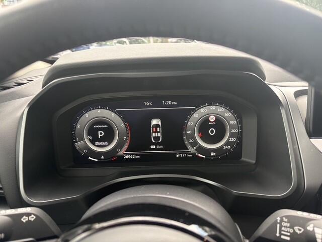 Nissan QASHQAI 1.3 MHEV Xtronic N-Connecta | Navi | 360 Camera | Trekhaak | 26.962 km Dealeronderhouden