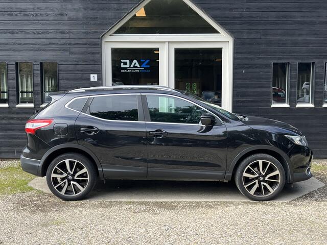 Nissan QASHQAI 1.2 Tekna Aut/Ecc/Leer/Navi/Pano
