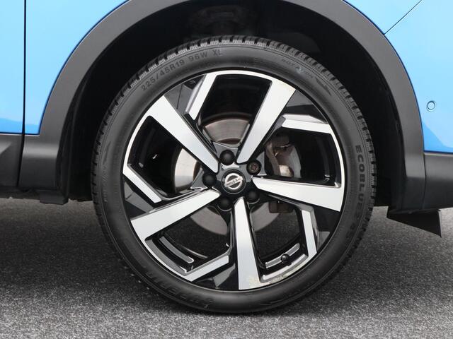 Nissan QASHQAI 1.2 Tekna + 115 Pk | Stoelverwarming | 360 Camera | Cruise Control | Panorama dak | Trekhaak | Half Leer | 19 Inch | 134.109 Km !!