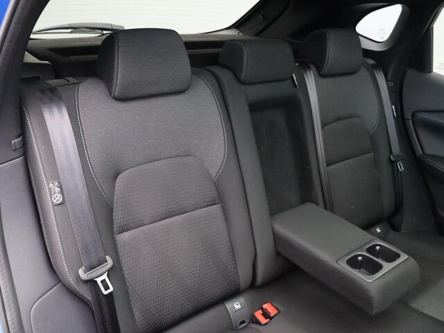 Nissan QASHQAI 158pk MHEV Xtronic Premiere Edition | Trekhaak | 1800kg geremd | Panorama dak | Pro Pilot |