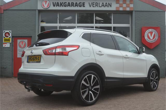 Nissan QASHQAI 1.6 Tekna trekhaak 12 mnd. gar.