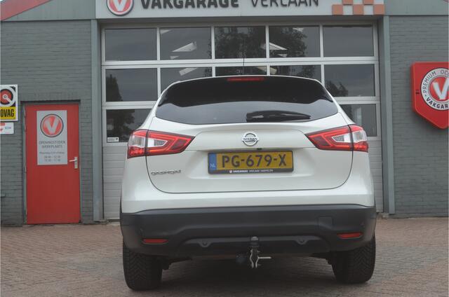 Nissan QASHQAI 1.6 Tekna trekhaak 12 mnd. gar.