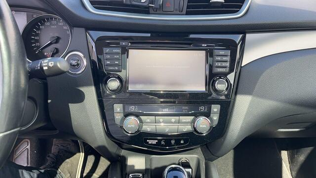 Nissan QASHQAI 1.2 Tekna AUTOMAAT l TREKHAAK l PANORAMADAK | STOELVERWARMING | 360 CAMERA |