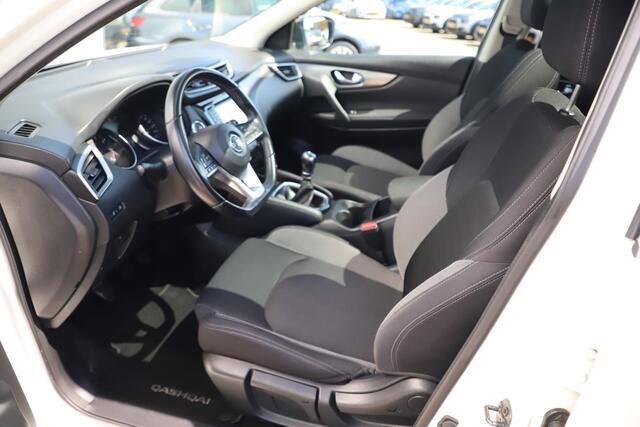 Nissan QASHQAI 1.2 N-Connecta Panoramadak Navigatie Achteruitrijcamera Clima Cruise Bluetooth