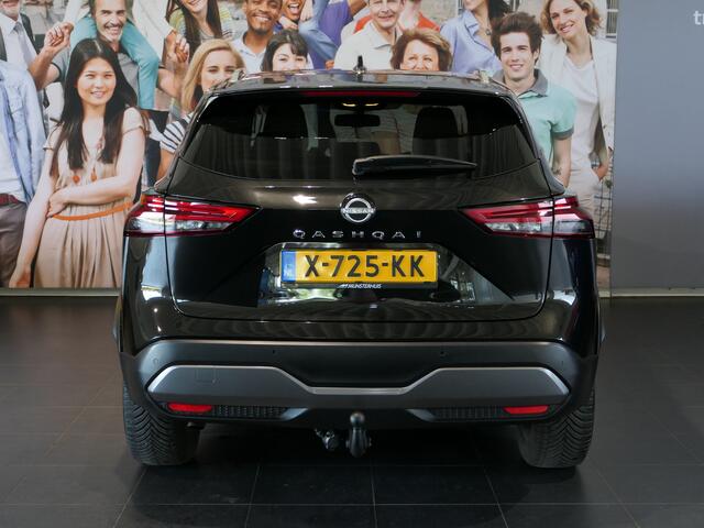 Nissan QASHQAI 1.3 MHEV Xtronic Tekna - Panoramadak - Allseasons - Dakrails - Trekhaak!