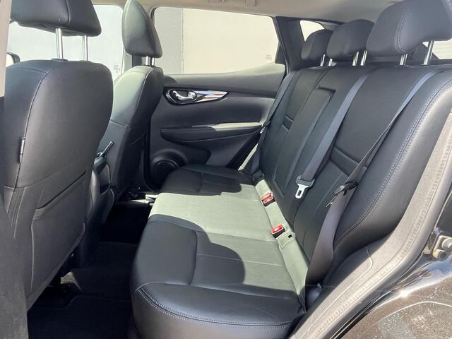 Nissan QASHQAI 1.2 Tekna / Trekhaak (1.200KG) / Airco / Panoramadak / Bluetooth / Full-Map Navigatie / Stoelverwarming /