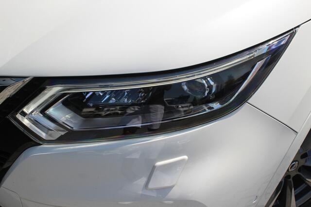 Nissan QASHQAI 1.3 DIG-T Tekna + | Incl. 12 Maanden garantie | Adaptieve Cruise Control | 360° Camera | Parkeersensoren | Bose Audio | Trekhaak | Panoramadak | Stoel verwarming | Memory Seats | Bluetooth | Apple Carplay/Android Auto |