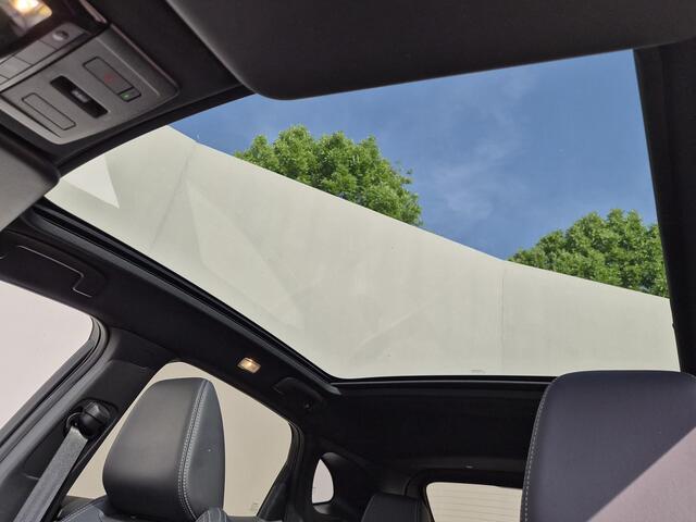 Nissan QASHQAI 1.3 MHEV Xtronic Tekna Plus / Panoramadak / Fabrieksgarantie tot 9-2028 / HUD / BOSE / ACC / Luxe Lederen Bekleding / StoelMassage / Stoel & Stuurwiel Verwarming / Elektr. Stoelen / Elektr. Achterklep / Memory Stoelen / All Season Banden /