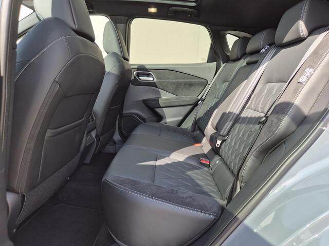 Nissan QASHQAI 1.3 MHEV Xtronic Tekna Plus / Panoramadak / Fabrieksgarantie tot 9-2028 / HUD / BOSE / ACC / Luxe Lederen Bekleding / StoelMassage / Stoel & Stuurwiel Verwarming / Elektr. Stoelen / Elektr. Achterklep / Memory Stoelen / All Season Banden /