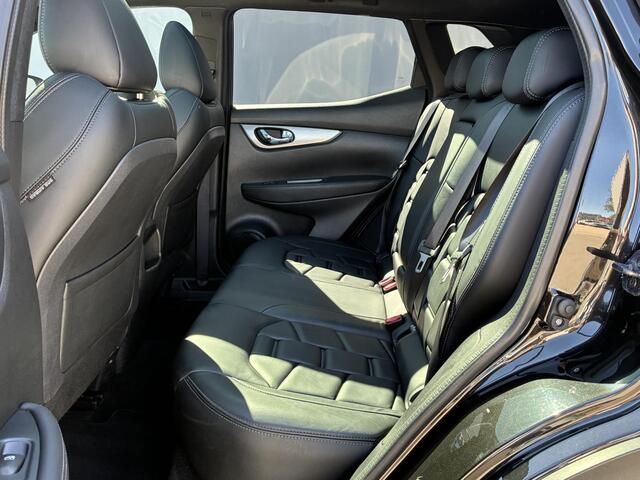 Nissan QASHQAI 1.3 DIG-T Tekna + / Afneembare Trekhaak / Navigatie / Apple Carplay/Android Auto / Achteruit-/360 Camera / Panoramadak / Elektrisch verstelbare stoelen / Winterset /