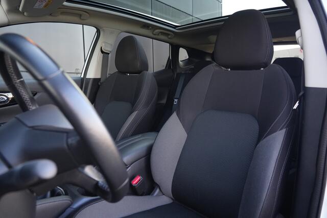 Nissan QASHQAI 1.3 DIG-T Design Edition 141pk Panoramadak/Navigatie/360Camera