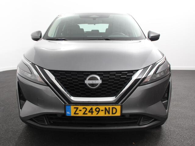 Nissan QASHQAI 1.3 MHEV 158pk Automaat Xtronic Acenta Navigatie Apple Carplay/Andoid Auto Parkeersensor achter Camera Adaptive Cruise Control Blind Spot Assist Stuur- en stoelverwarming Ledverlichting Climate control
