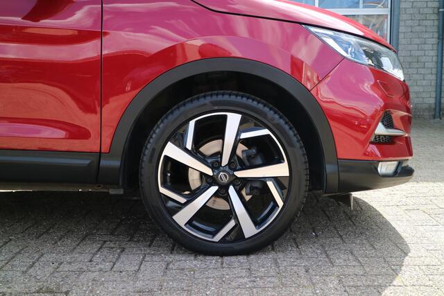 Nissan QASHQAI 1.3 DIG-T Premium Edition | Automaat | Trekhaak! | 360 Camera |