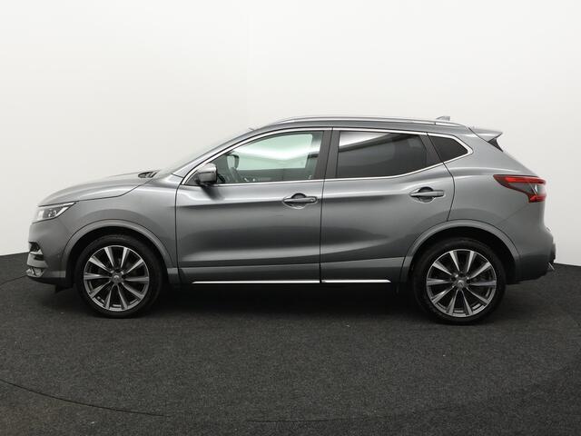 Nissan QASHQAI 150 PK 1.3 DIG-T Tekna + Trekhaak, 1500 kg Apple Carplay/Android Auto, panodak, Cruise control adaptief, Bose speakers, Dodehoek detector, Panoramadak, Parkeersensoren voor en achter, Verwarmde voorruit, Voorstoele Deze Nissan Qashqai 1.3 DIG-T Tekna+ u