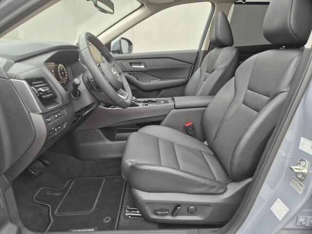 Nissan X-TRAIL 1.5 MHEV 163pk N-Connecta Automaat / Fabrieksgarantie tot 03-2028 <100.000 / 2000kg Trekgewicht / Allseason banden / HUD / Glazen schuif- en kanteldak / Elektrische achterklep / Rondomzicht camera / Stuur-, Stoel en Achterbank verwarming / Adaptief CC /