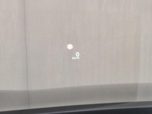 Nissan X-TRAIL 1.5 e-Power Tekna Automaat / Fabrieksgarantie tot 05-2028<100.000 / Dealer onderhouden / All Season banden / Head Up Display / Adaptief cruise control / Stuur-, Stoel & Achterbank verwarming / Elektrische achterklep /