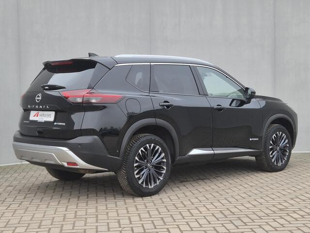 Nissan X-TRAIL 1.5 e-Power e-4ORCE TEKNA 4WD Automaat / Fabrieksgarantie tot 10-2028<100.000km / Dealer onderhouden / All Season banden / Trekgewicht 1800 kg / Head Up Display / Elektrische achterklep / Adaptief cruise control / Rondomzicht camera /