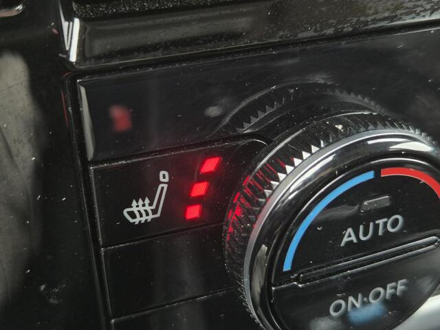 Nissan X-TRAIL 1.5 e-Power e-4ORCE TEKNA 4WD Automaat / Fabrieksgarantie tot 10-2028<100.000km / Dealer onderhouden / All Season banden / Trekgewicht 1800 kg / Head Up Display / Elektrische achterklep / Adaptief cruise control / Rondomzicht camera /