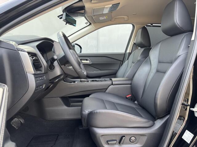 Nissan X-TRAIL 1.5 e-4orce Tekna 4WD / Fabrieksgarantie tot 01-2028 / Dealer onderhouden / 1800kg Trekgewicht / All Season banden / Stuur-, Stoel en Achterbank verwarming / Head Up Display / Elektrische achterklep / Rondomzicht camera / Adaptief CC /