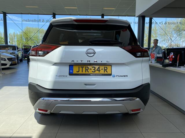 Nissan X-TRAIL 1.5 e-4orce Tekna plus 4WD | 7-persoons ,Automaat,Navigatie,Rondomzichtcamra,Panoramadak,Digitaal Dasbord,Head-Up Display,Keyless,Bose,Telefoonlader,Leder&Stoelen Elektrischverstelbaar met Geheugen,20 Inch Lmv
