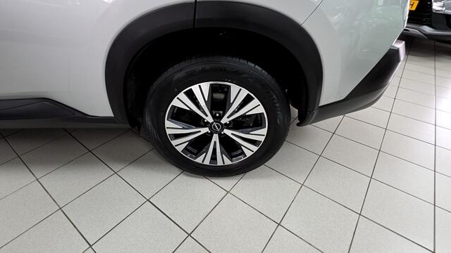 Nissan X-TRAIL 1.5 Hybrid N-Connecta 7-Persoons / 1800KG Trekgewicht