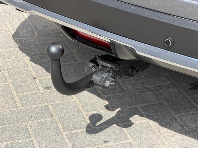 Nissan X-TRAIL 1.3 DIG-T N-Connecta / Trekhaak Afneembaar 1500Kg Trekgewicht / Navigatie / Cruise / 360 Camera / Parkeer Assistent / Stoelverwarming / Elektrische Achterklep /