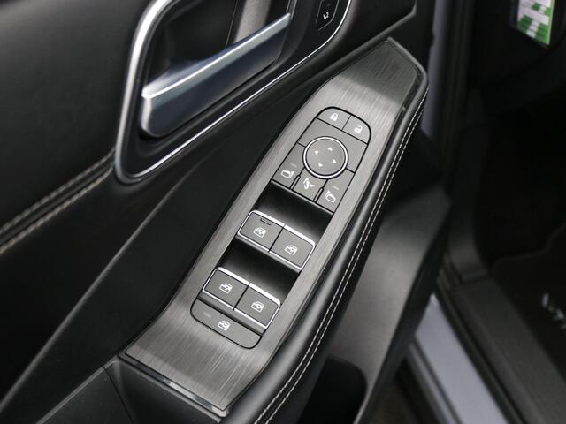 Nissan X-TRAIL 1.5 e-Power Tekna / Trekhaak / 2000KG trekgewicht / Lederen bekleding / HUD Display / All Seasonbanden / Voorstoelen met geheugenfunctie / Adaptieve Cruise Control / Historie aanwezig / Full Option /