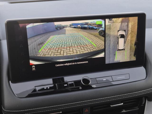 Nissan X-TRAIL 1.5 e-Power Tekna Automaat / Fabrieksgarantie tot 05-2028 / Dealer onderhouden / All Season banden / Stuur-, Stoel en Achterbank verwarming / Head Up Display / Elektrische achterklep / Rondomzicht camera / Adaptief CC /