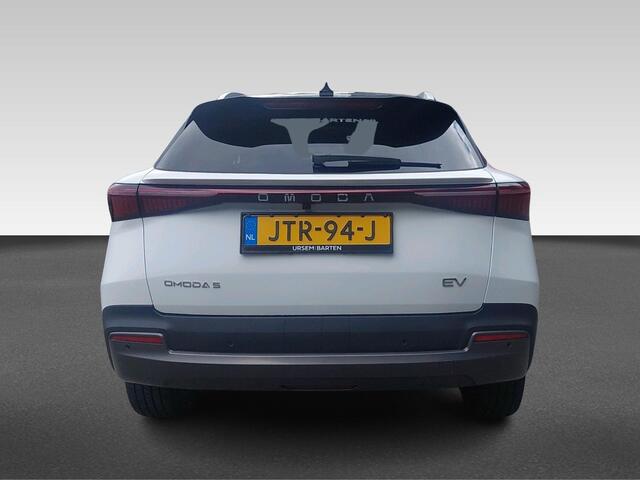Omoda 5 Premium 61 kWh | Stoelverwarming/Koeling | Pano | Adaptive Cruisecontrol | Voorruitverwarming | Sony Audio |** Beschikbaar vanaf 14-07-2026 ** |