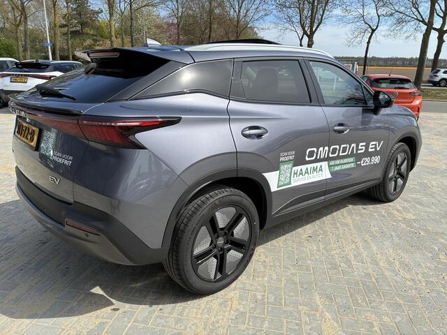 Omoda 5 Premium 61 kWh | ECC | Schuif/kanteldak | Keyless | Lederen bekleding | Stoel & Stuurverwarming | Navigatie | 7 Jaar fabrieksgarantie